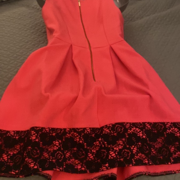 Beautiful hot pink with black lace dress - Picture 8 of 9